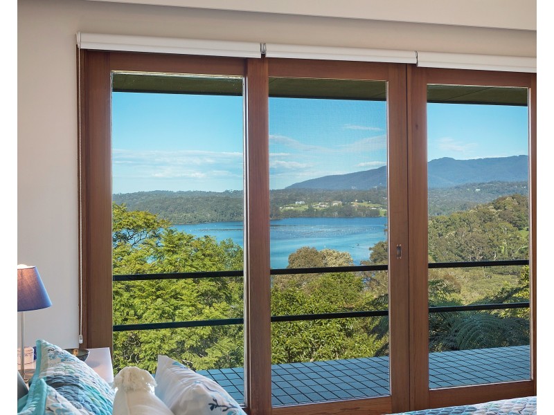 25 Hillcrest Avenue, North Narooma NSW 2546