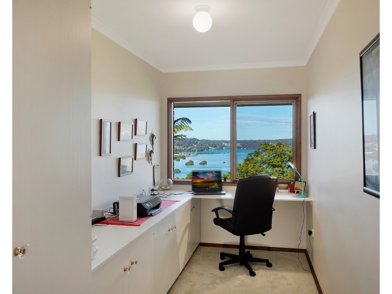 25 Hillcrest Avenue, North Narooma NSW 2546