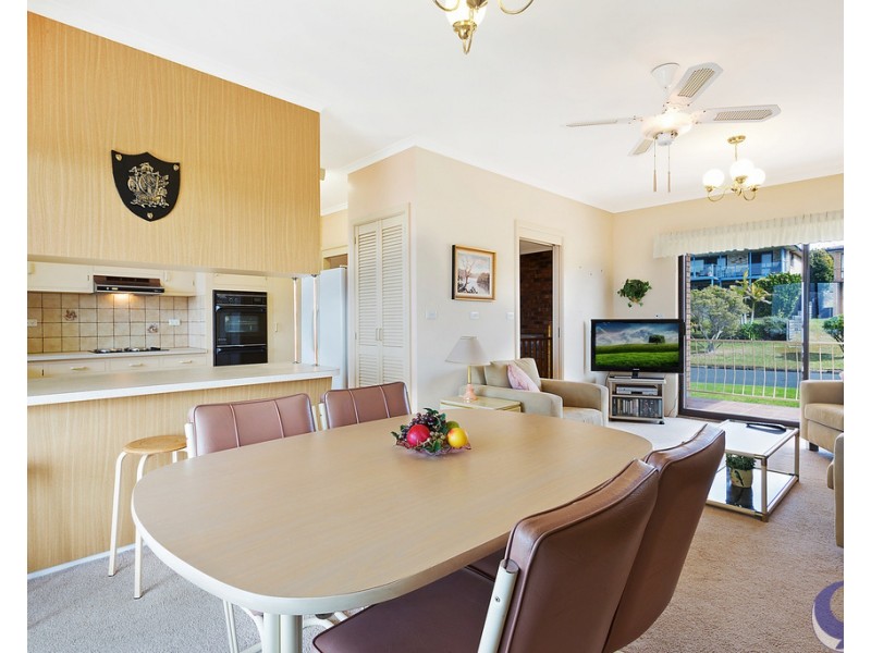 38 Hillside Crescent, Kianga NSW 2546