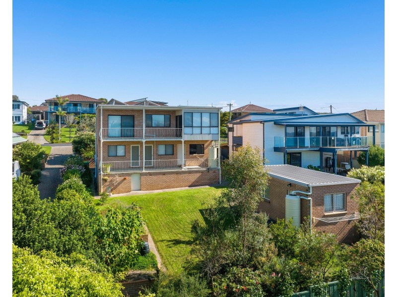 38 Hillside Crescent, Kianga NSW 2546