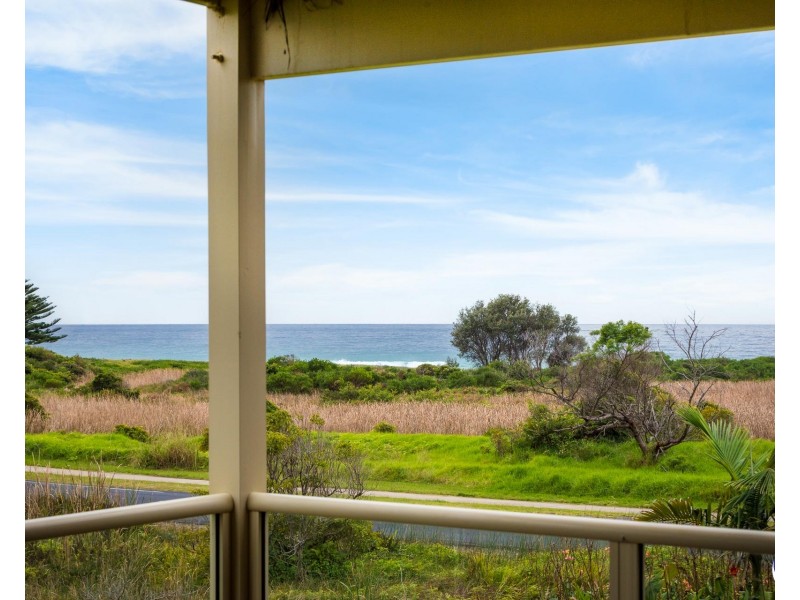 2/4 Warbler Crescent, North Narooma NSW 2546