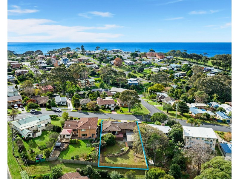 18 Marine Drive, Narooma NSW 2546