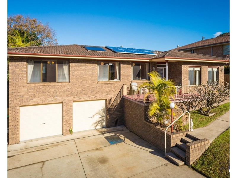 18 Marine Drive, Narooma NSW 2546