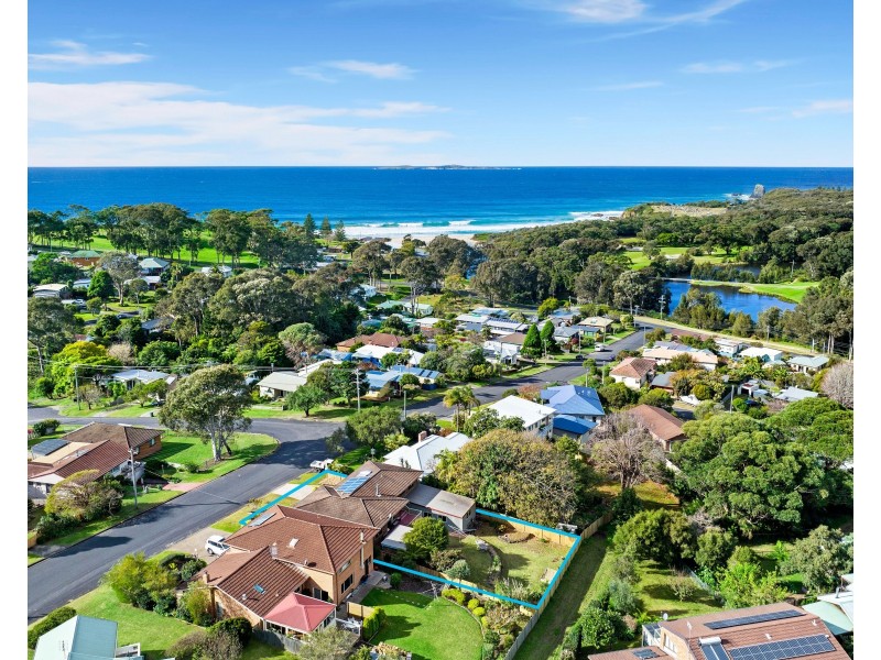 18 Marine Drive, Narooma NSW 2546