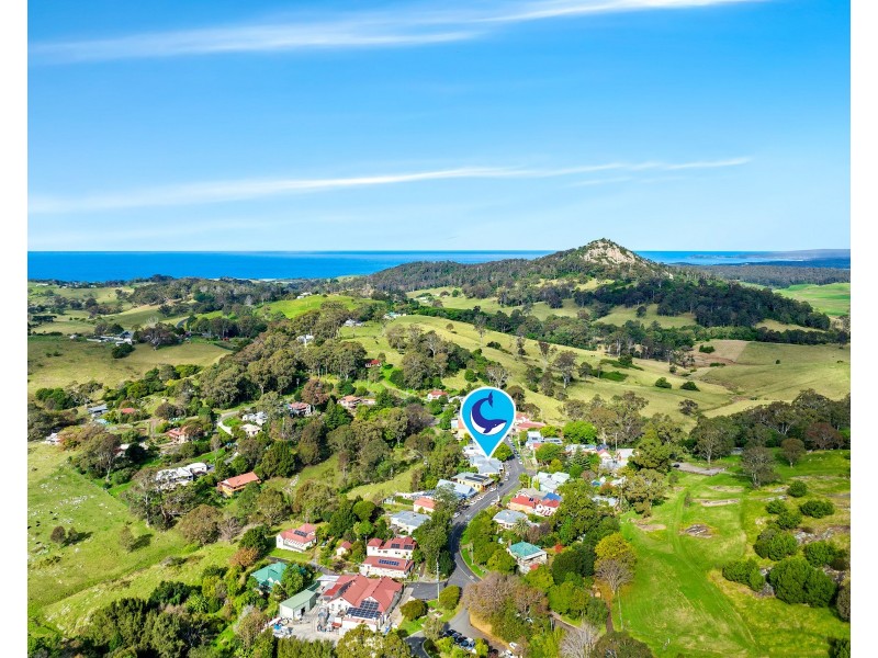 17 Bate Street, Central Tilba NSW 2546