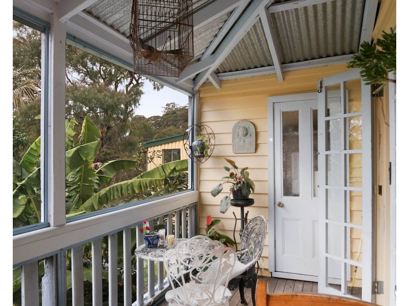 17 Bate Street, Central Tilba NSW 2546