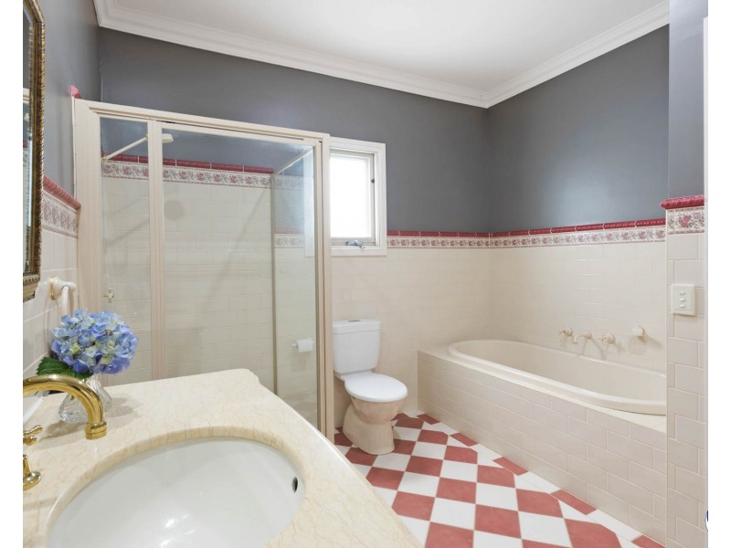 3 John Place, North Narooma NSW 2546