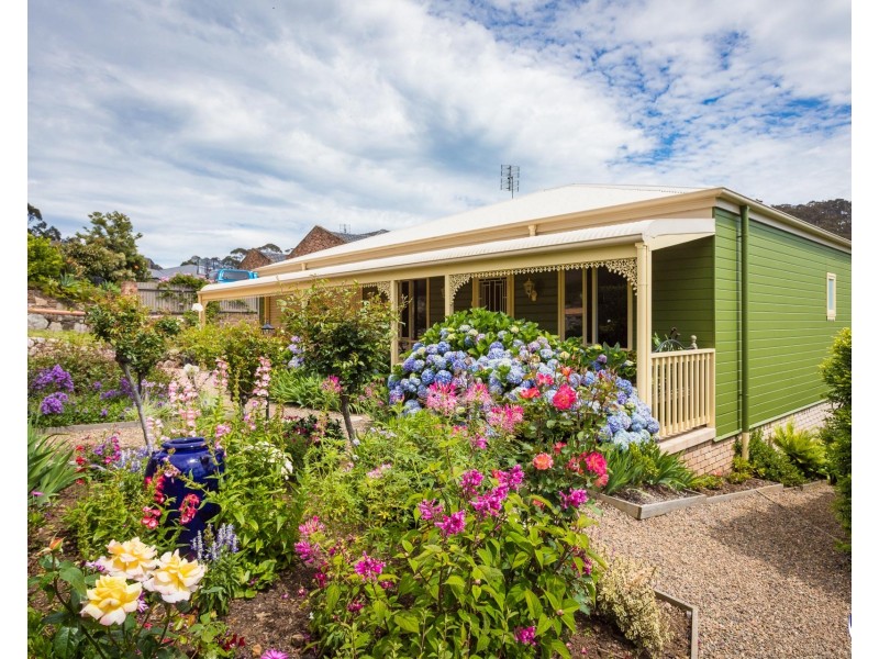 3 John Place, North Narooma NSW 2546