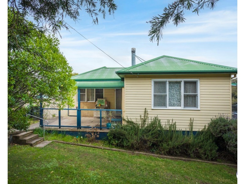 11 Riley Street, Narooma NSW 2546