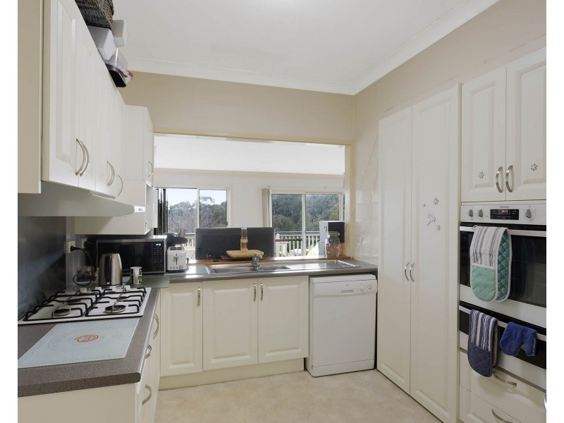 11 Riley Street, Narooma NSW 2546