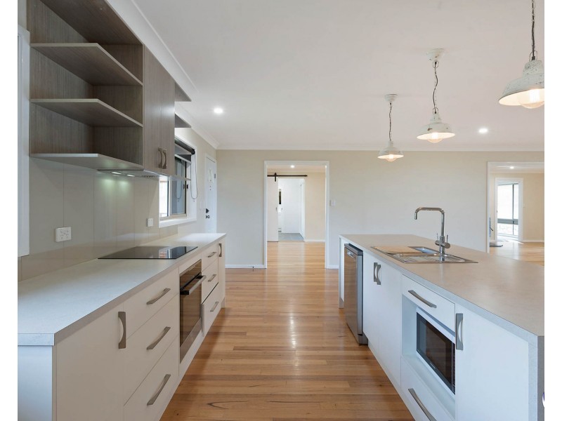 197 Old South Coast Road, Narooma NSW 2546