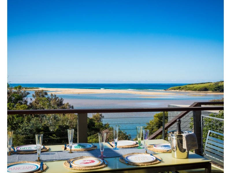 21 Lake View Drive, Wallaga Lake NSW 2546