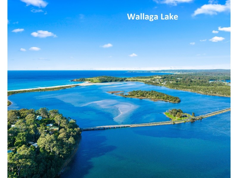 21 Lake View Drive, Wallaga Lake NSW 2546
