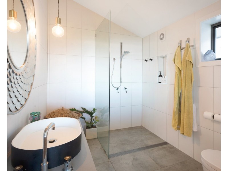 21 Lake View Drive, Wallaga Lake NSW 2546