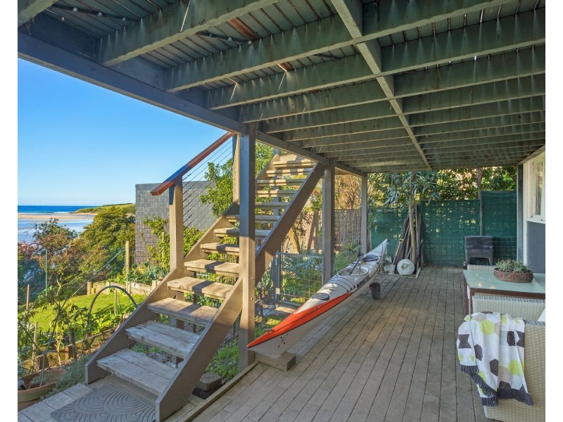 21 Lake View Drive, Wallaga Lake NSW 2546