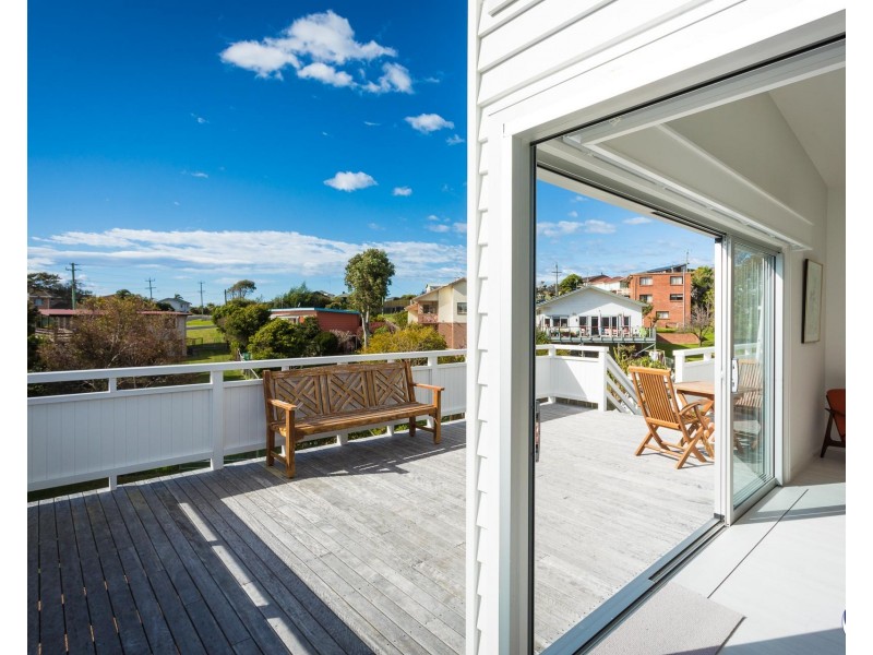 30 Haddrill Parade, Dalmeny NSW 2546