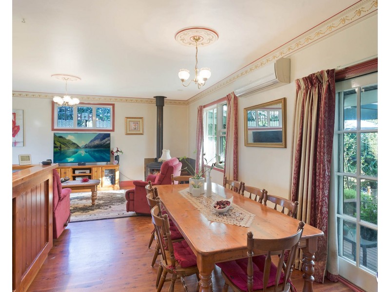 2 Blacksmiths Lane, Central Tilba NSW 2546