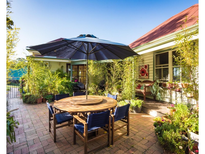 2 Blacksmiths Lane, Central Tilba NSW 2546