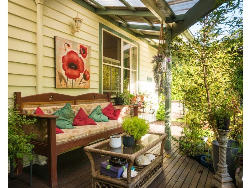 2 Blacksmiths Lane, Central Tilba NSW 2546