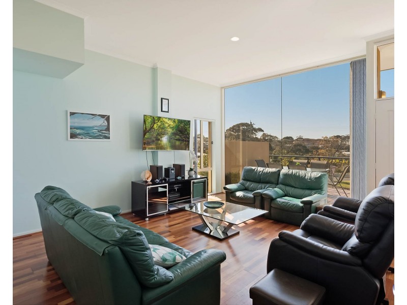 1/10-12 Marine Drive, Narooma NSW 2546
