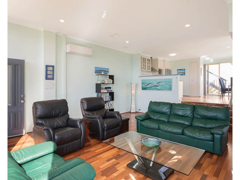 1/10-12 Marine Drive, Narooma NSW 2546