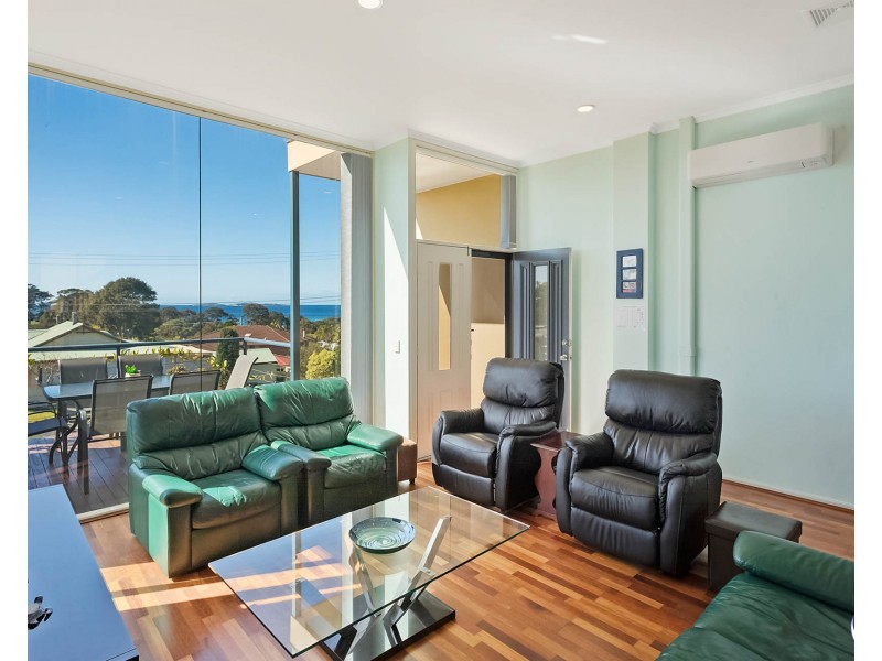 1/10-12 Marine Drive, Narooma NSW 2546