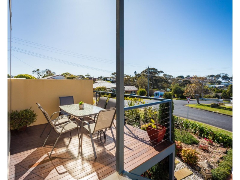 1/10-12 Marine Drive, Narooma NSW 2546