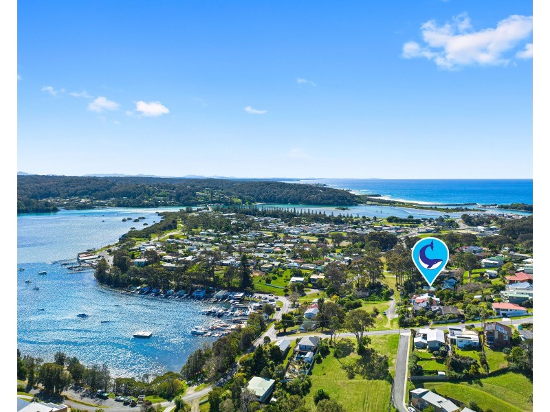 11 Taylor Street, Narooma NSW 2546