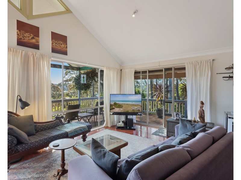 11 Taylor Street, Narooma NSW 2546