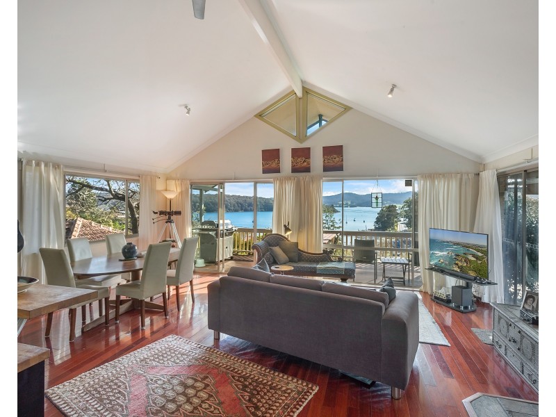 11 Taylor Street, Narooma NSW 2546