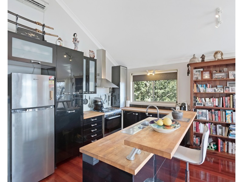 11 Taylor Street, Narooma NSW 2546