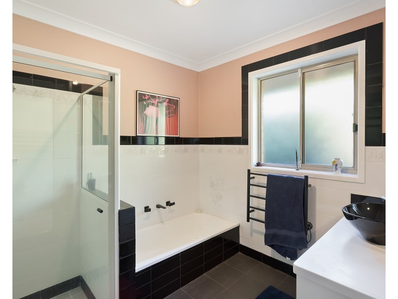 11 Taylor Street, Narooma NSW 2546