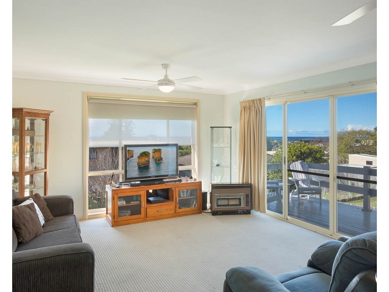 15 Harrison Street, Dalmeny NSW 2546