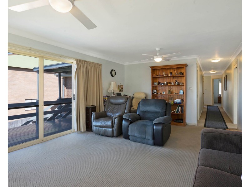 15 Harrison Street, Dalmeny NSW 2546