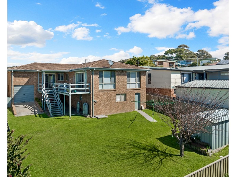 15 Harrison Street, Dalmeny NSW 2546