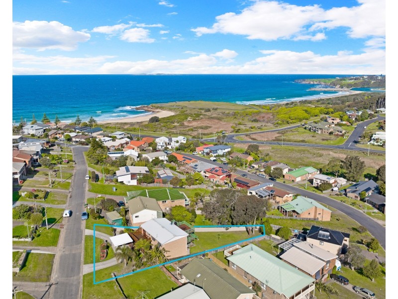 3 Sunnyside Crescent, Kianga NSW 2546