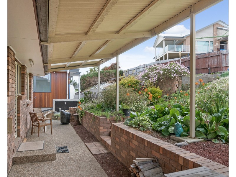 27 Baldwin Avenue, Kianga NSW 2546