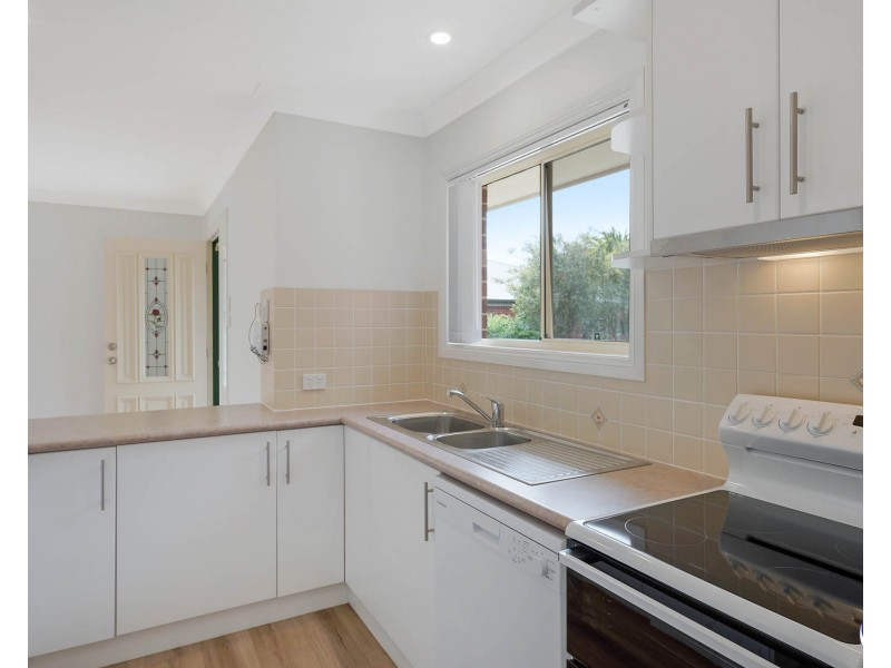 2/8 Tilba Street, Narooma NSW 2546