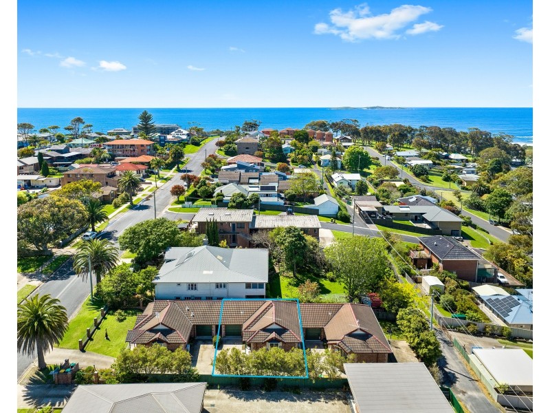 2/8 Tilba Street, Narooma NSW 2546