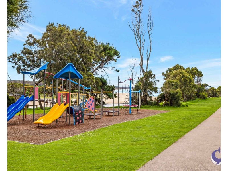 14 Emma Close, Dalmeny NSW 2546