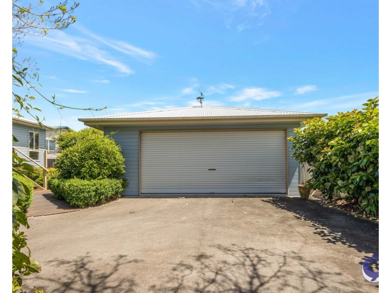 24 McMillan Road, Narooma NSW 2546