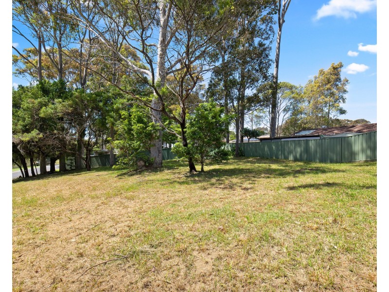 4 Chisholm Place, Narooma NSW 2546