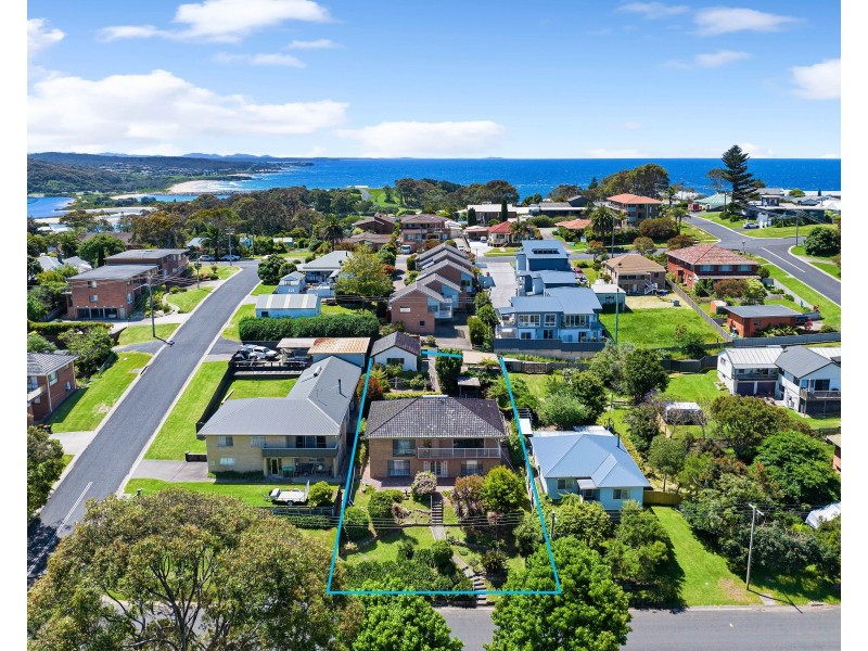 13 Clarke Street, Narooma NSW 2546