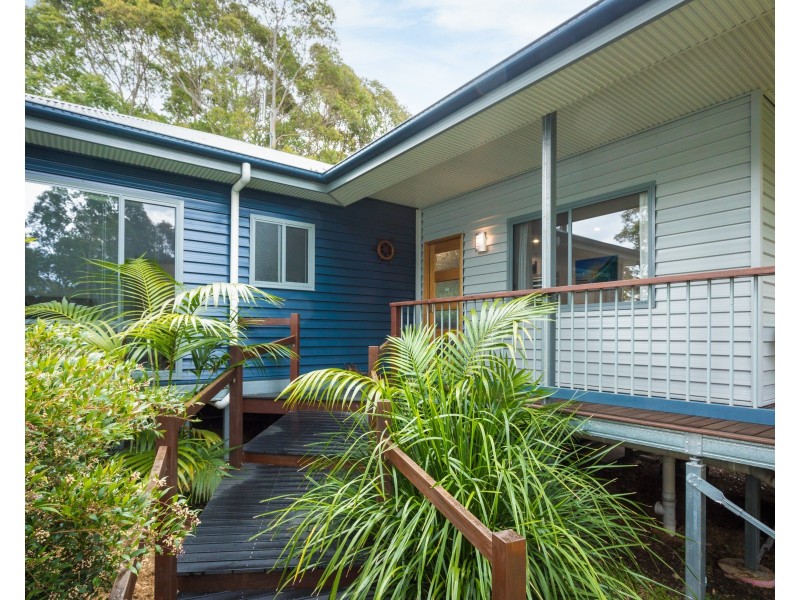 4  Reader Place, Mystery Bay NSW 2546