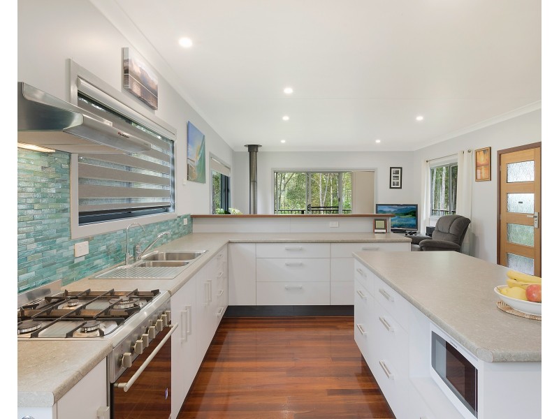 4  Reader Place, Mystery Bay NSW 2546