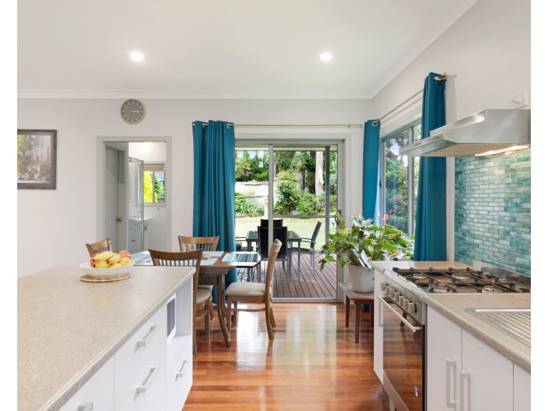 4  Reader Place, Mystery Bay NSW 2546
