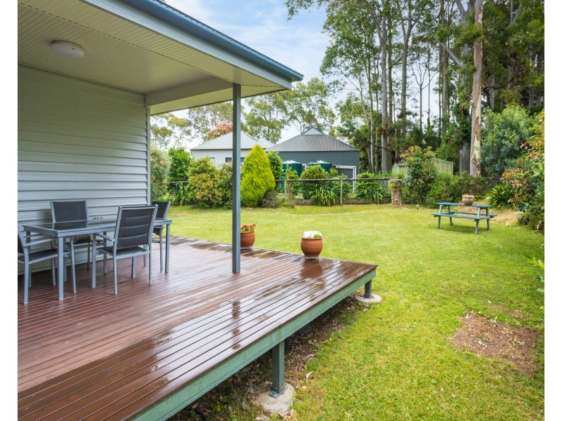 4  Reader Place, Mystery Bay NSW 2546