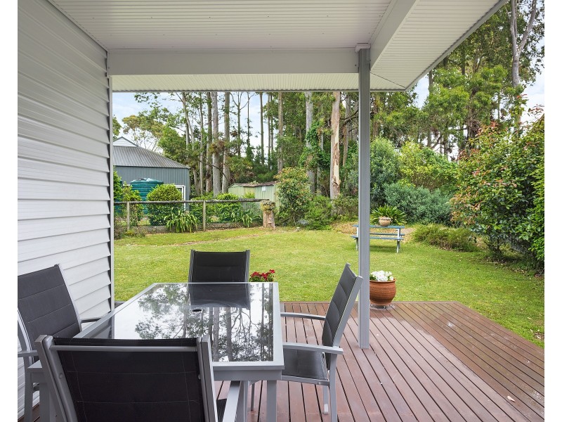 4  Reader Place, Mystery Bay NSW 2546