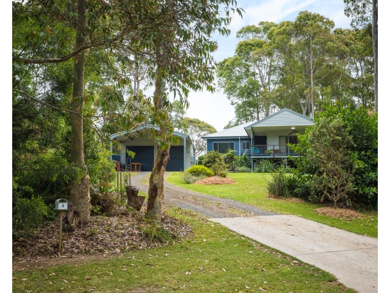 4  Reader Place, Mystery Bay NSW 2546