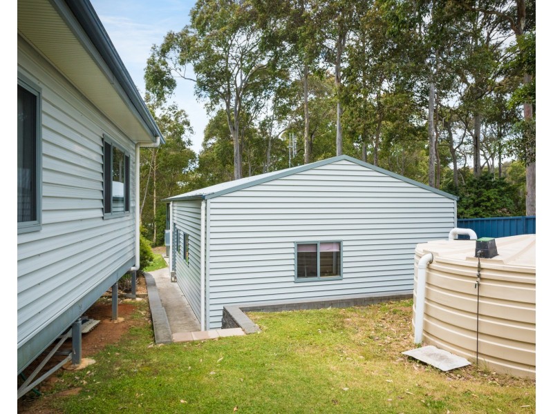 4  Reader Place, Mystery Bay NSW 2546